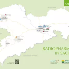 Sachsenkarte mit Logos ausgewählter Akteure der Radiopharmazie