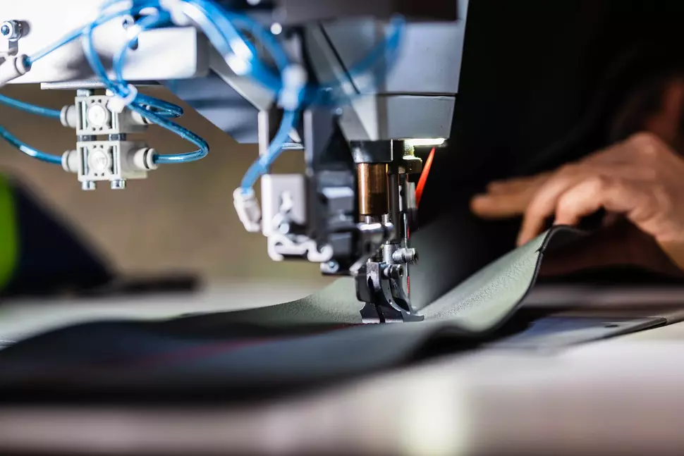 Nähverfahren in der Produktion bei TEG