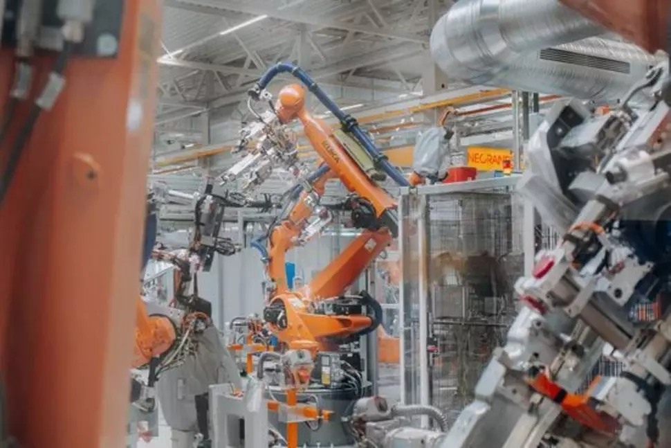 Robotertechnik im Werk Reinsdorf von Meleghy Automotive (Quelle: Meleghy Automotive)